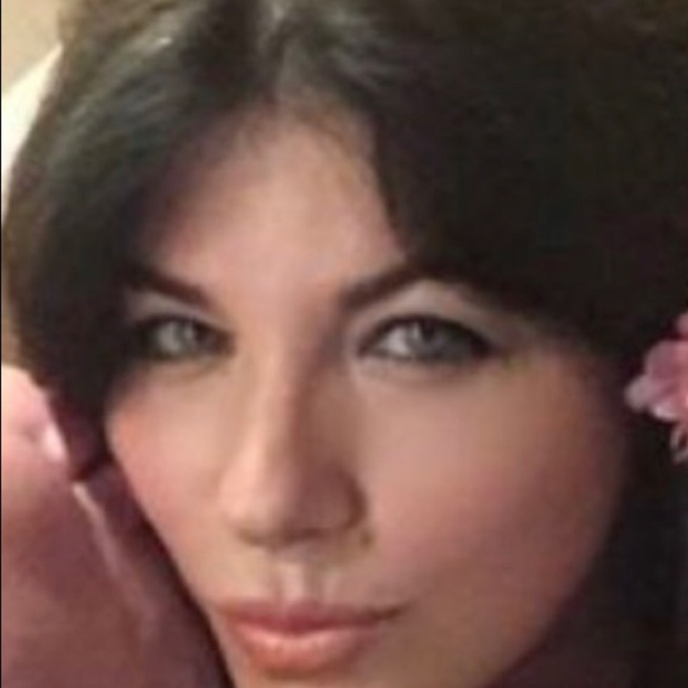 Meet your Posher, Bianca